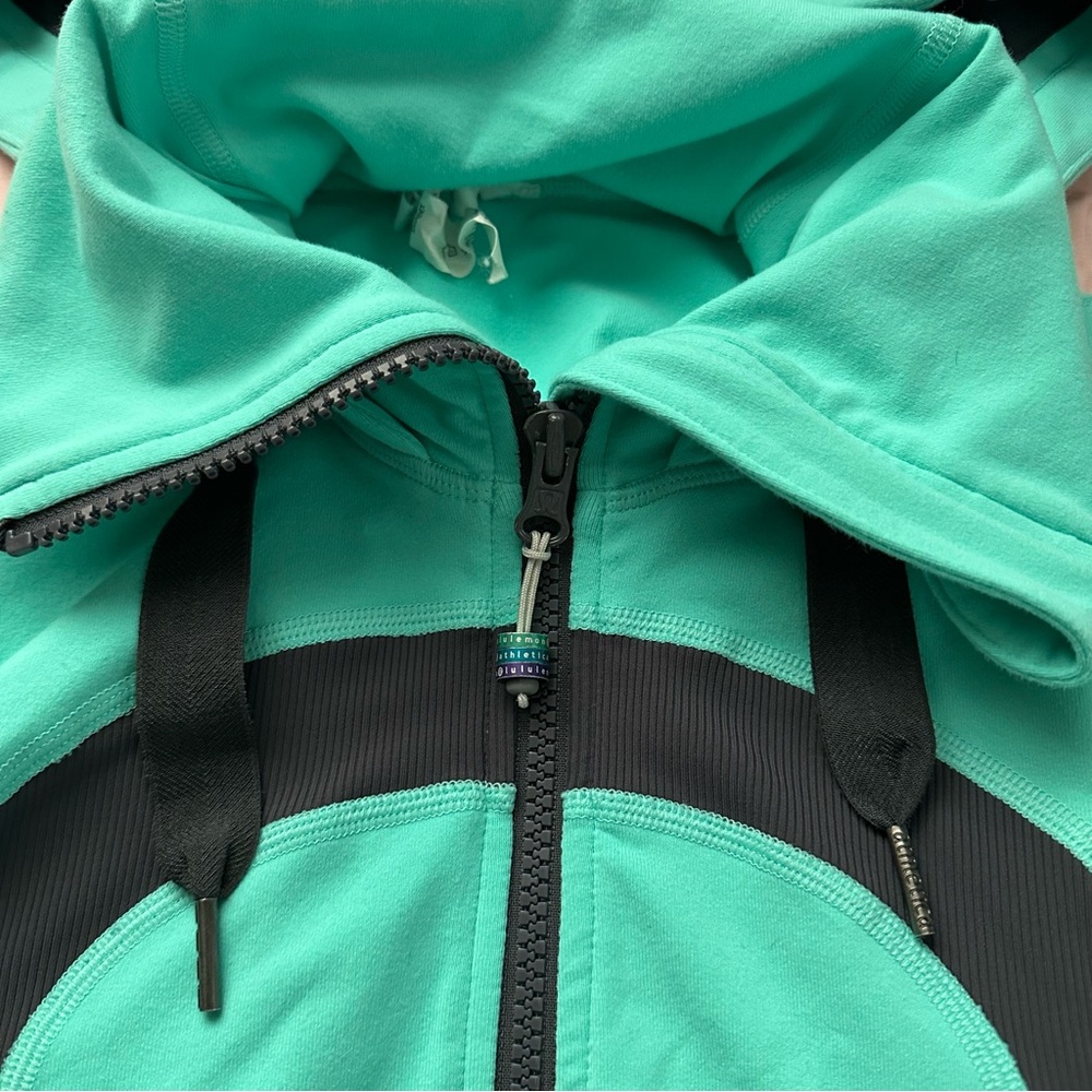 LULULEMON Jacket - Picture 2 of 11